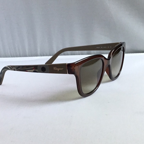 SALVATORE FERRAGAMO SUNGLASSES FOR WOMEN - Picture 6 of 10